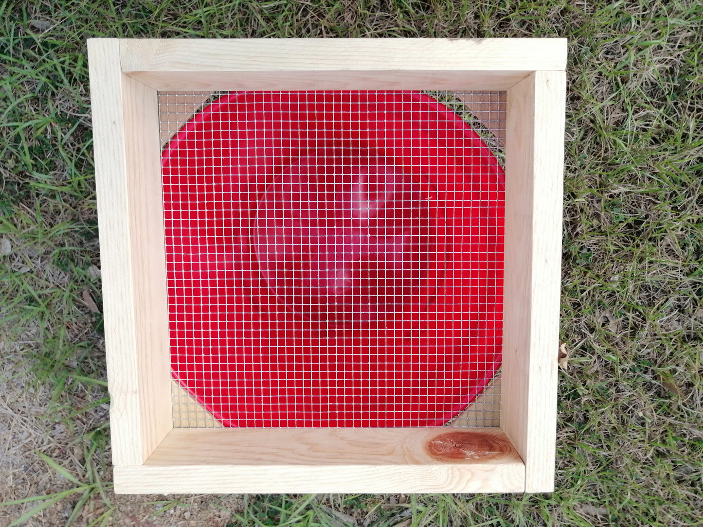 Unstained Soil Sifter - 1/4 inch SKU1038